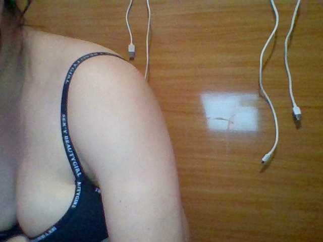 JangHi-22's BongaCams show and profile