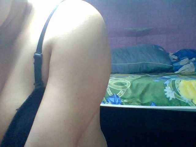 JangHi-22's BongaCams show and profile