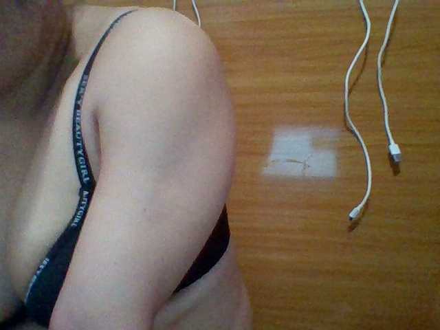 JangHi-22's BongaCams show and profile