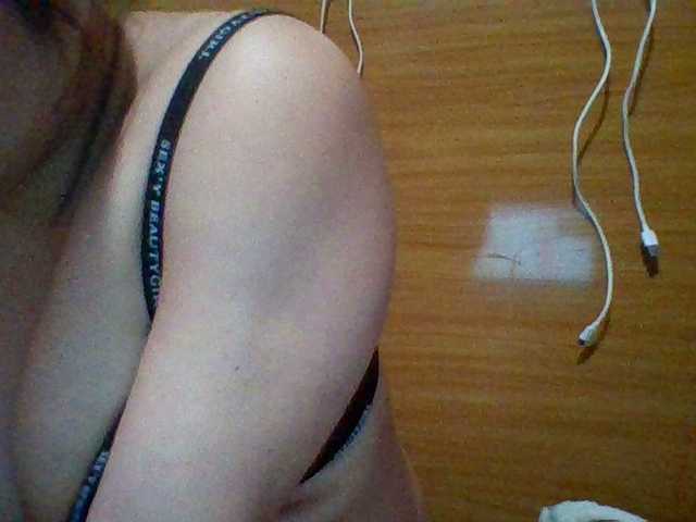 JangHi-22's BongaCams show and profile