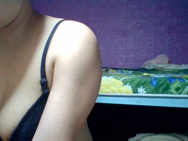 JangHi-22's BongaCams show and profile