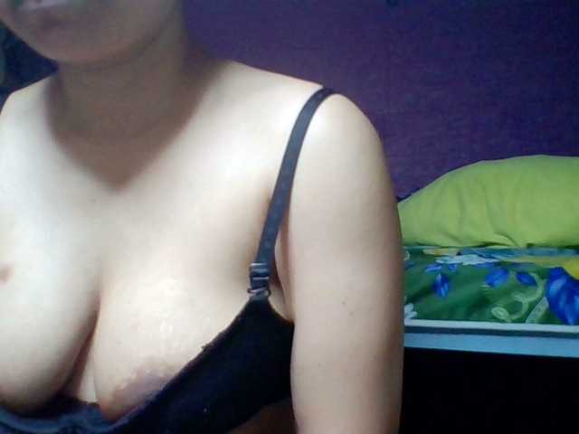 JangHi-22's BongaCams show and profile