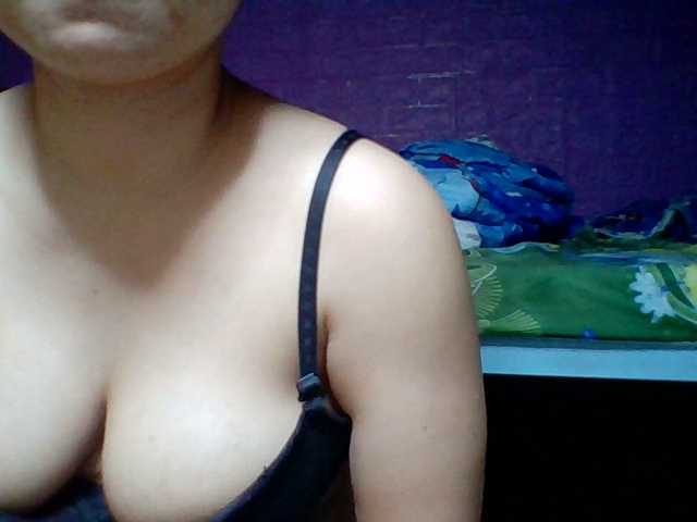 JangHi-22's BongaCams show and profile