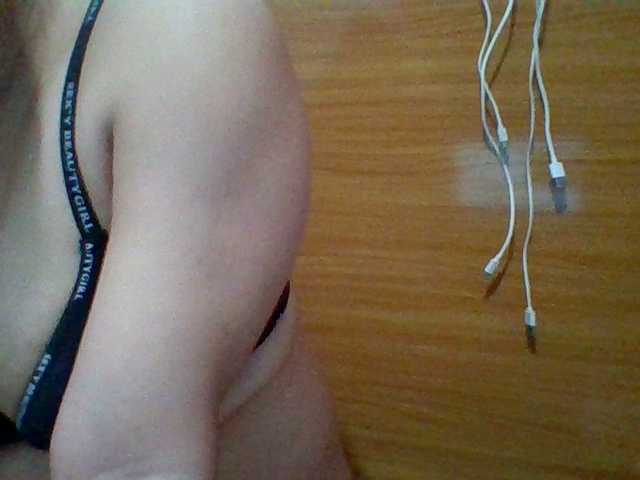 JangHi-22's BongaCams show and profile