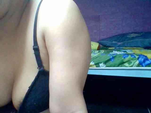 JangHi-22 Live Webcam on BongaCams