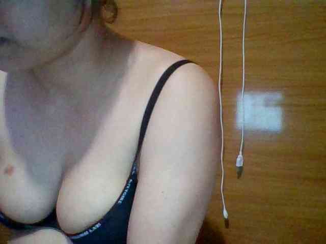 JangHi-22 Live Webcam on BongaCams