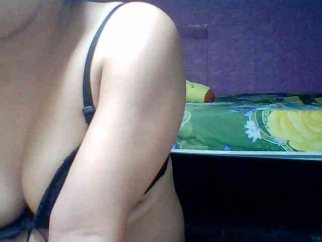 JangHi-22 Live Webcam on BongaCams