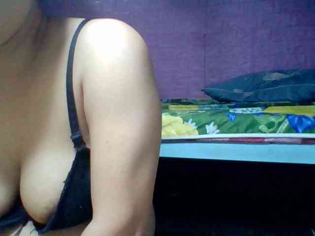 JangHi-22 Live Webcam on BongaCams