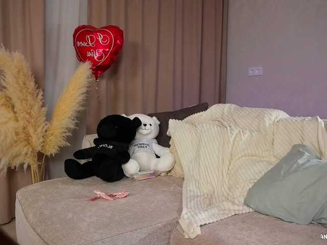 AuroraAngel's BongaCams show and profile