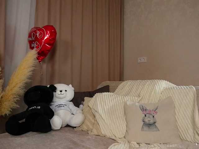 AuroraAngel's BongaCams show and profile