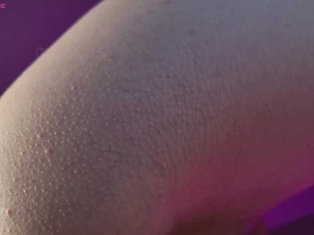 SalutChristine on BongaCams 