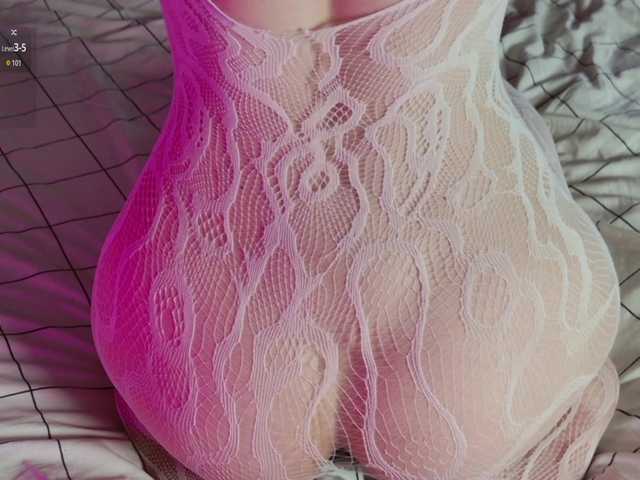 SalutChristine's BongaCams show and profile