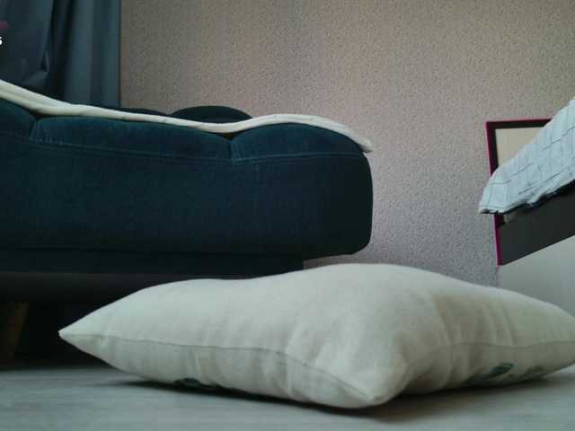 SalutChristine's BongaCams show and profile