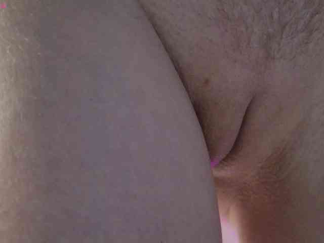 SalutChristine Live Webcam on BongaCams