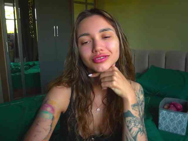 TeonaRose webcam