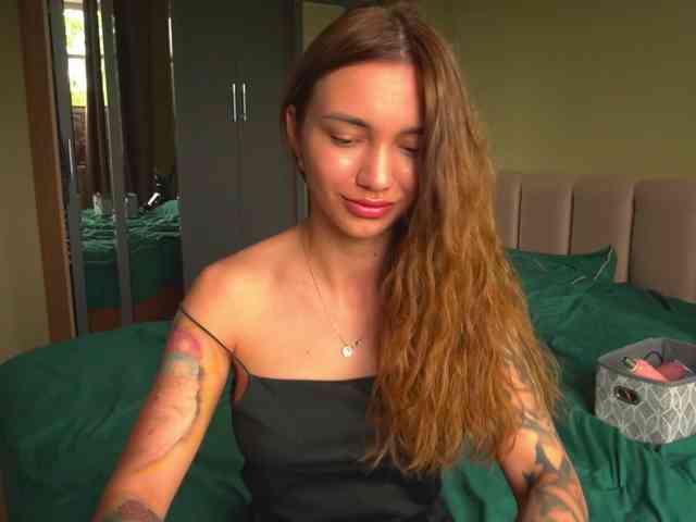 TeonaRose webcam