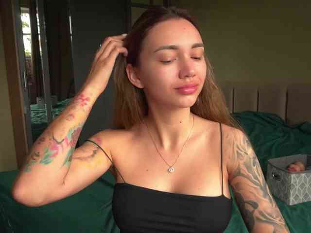 TeonaRose webcam