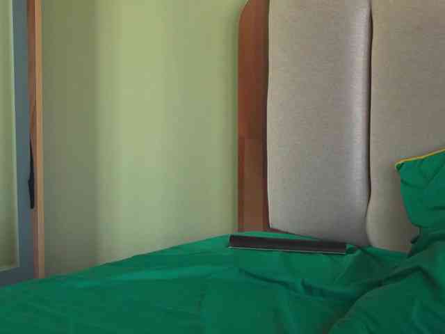 TeonaRose webcam