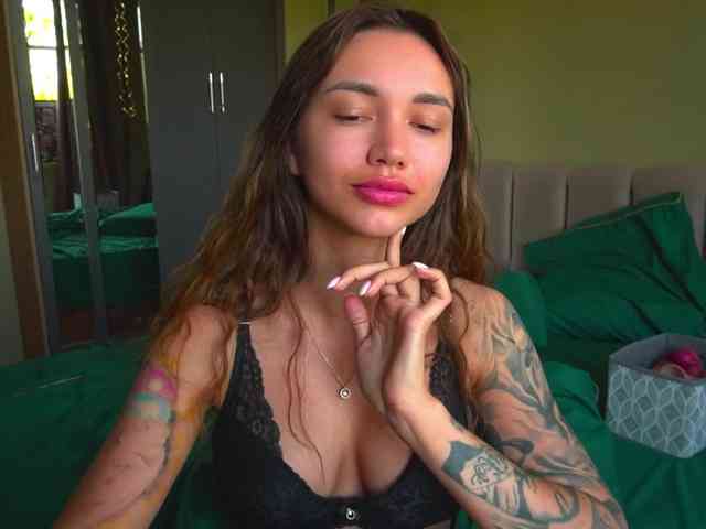 TeonaRose webcam
