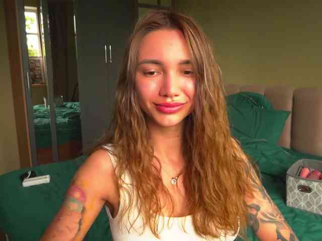 TeonaRose webcam