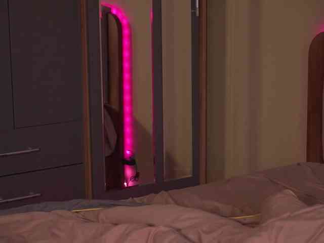 TeonaRose webcam