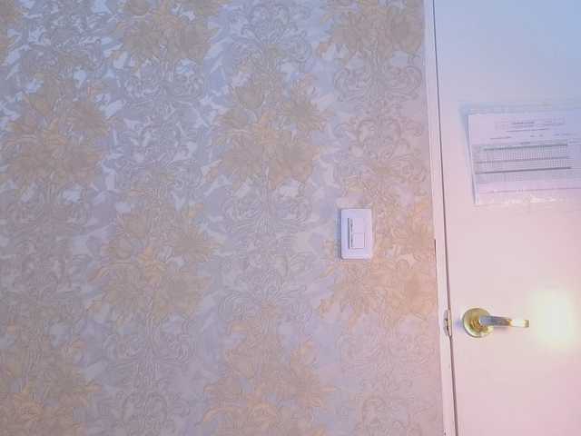 CrystalBrooke3x's BongaCams show and profile