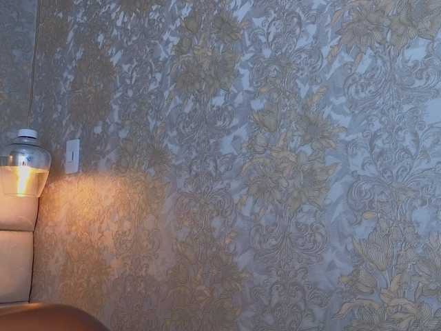 CrystalBrooke3x's BongaCams show and profile