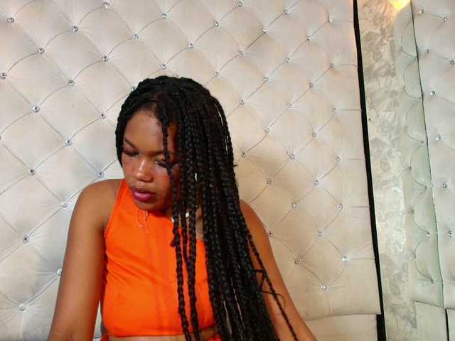 CrystalBrooke3x's BongaCams show and profile