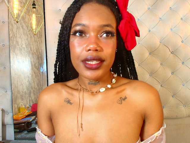 CrystalBrooke3x webcam