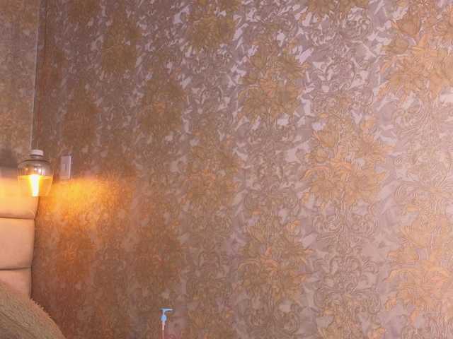 le modèle CrystalBrooke3x est en webcam porno dans un show sur le site bongacams, il possède les tags suivants: Latino/Hispanic,Brunette,Trimmed