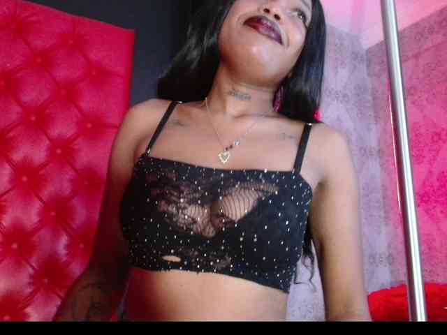 CrystalBrooke3x webcam