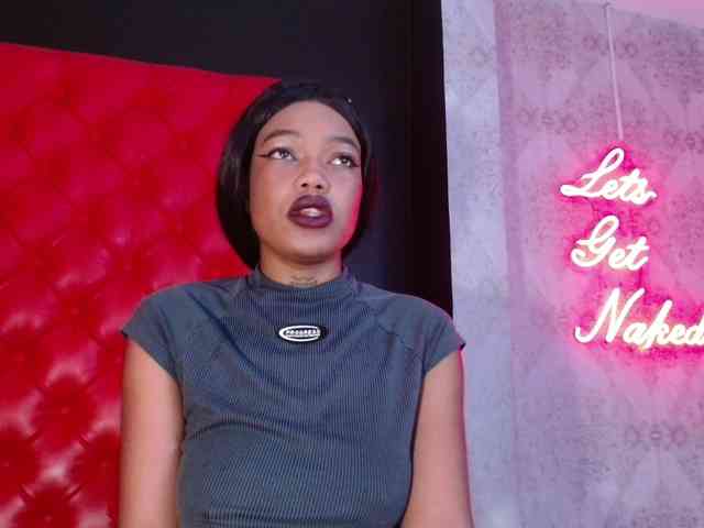 CrystalBrooke3x webcam