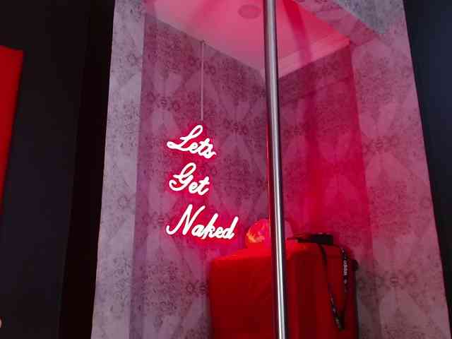 CrystalBrooke3x CrystalBrooke3x