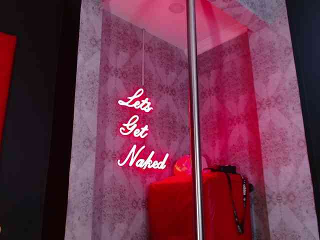 CrystalBrooke3x CrystalBrooke3x