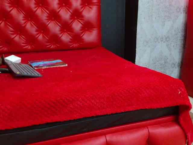 CrystalBrooke3x CrystalBrooke3x