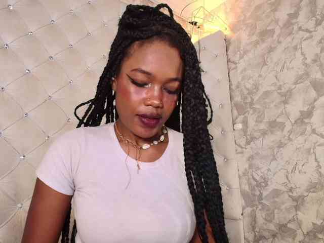 CrystalBrooke3x webcam