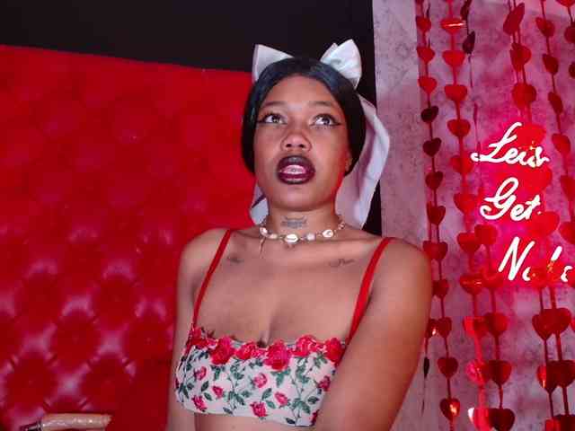 CrystalBrooke3x webcam