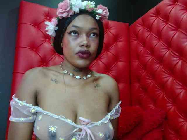 CrystalBrooke3x webcam