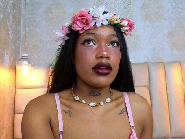 CrystalBrooke3x webcam