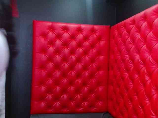 CrystalBrooke3x webcam