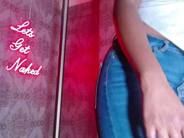 CrystalBrooke3x webcam