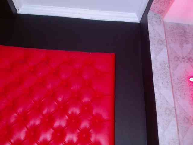 CrystalBrooke3x webcam