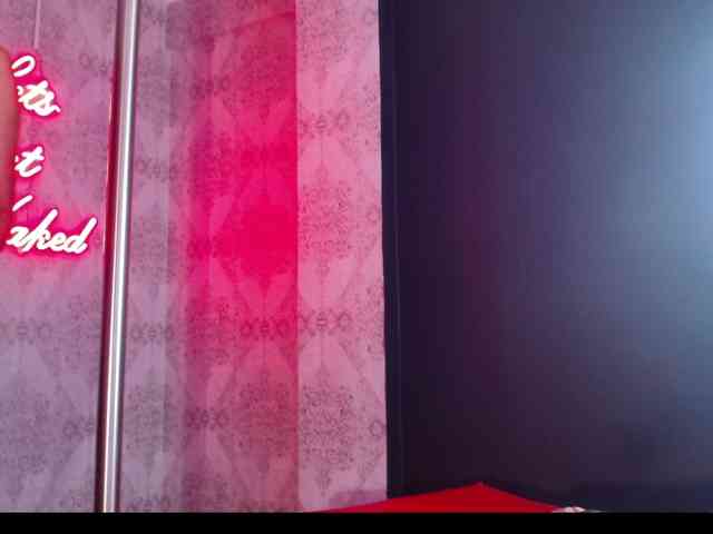 CrystalBrooke3x webcam