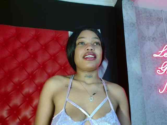 CrystalBrooke3x CrystalBrooke3x