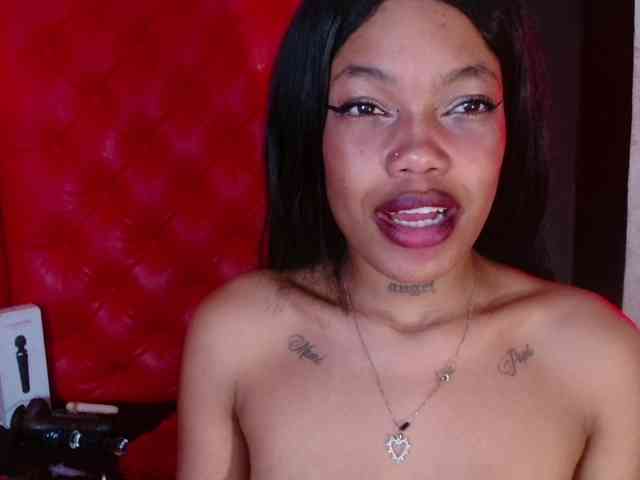 CrystalBrooke3x CrystalBrooke3x