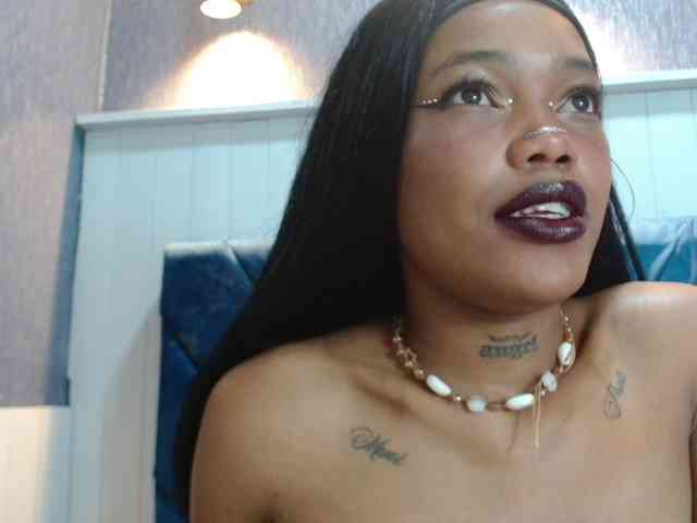 CrystalBrooke3x webcam