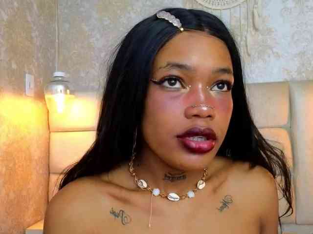 CrystalBrooke3x webcam