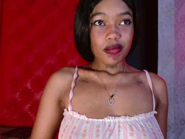 CrystalBrooke3x webcam