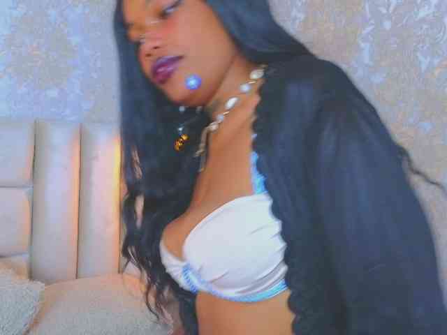 CrystalBrooke3x webcam