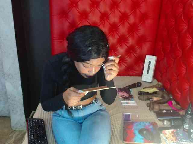 CrystalBrooke3x webcam